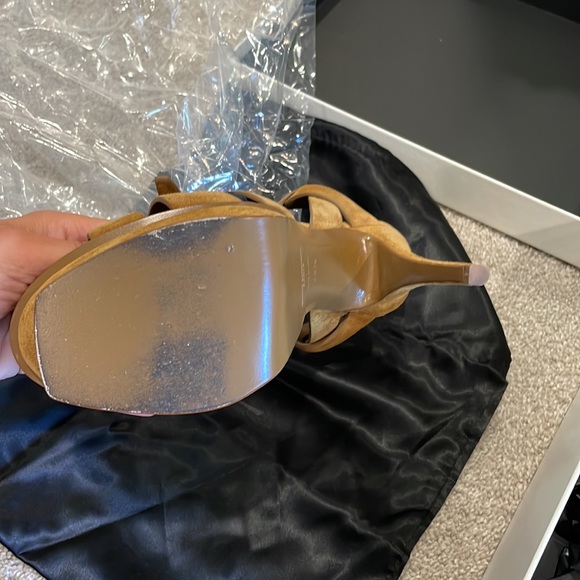 Flash sale. Ysl tan tribute sandal. Suede. 38.5 - Picture 5 of 13